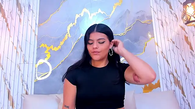 Snapshot of NIKIBUNNY chatting on November 2025 01:14:02 PM NIKIBUNNY online show from November 2025 01:14:02 PM