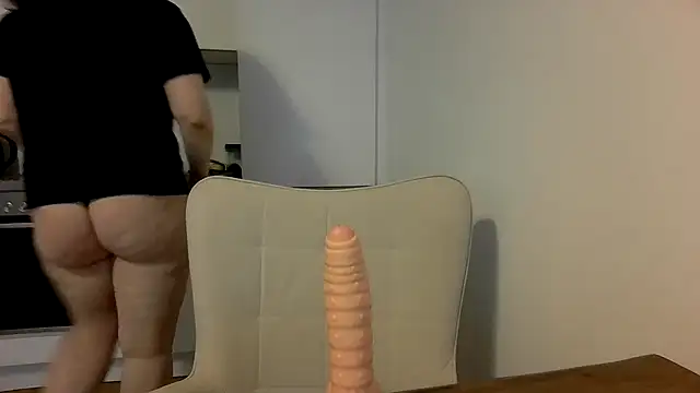 Snapshot of ada_in_europe chatting on November 2025 01:25:02 PM ada in europe online show from November 2025 01:25:02 PM