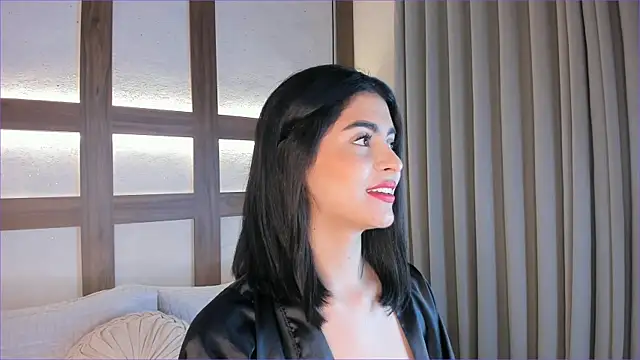 Snapshot of SarhaVega chatting on November 2025 01:25:02 PM SarhaVega online show from November 2025 01:25:02 PM