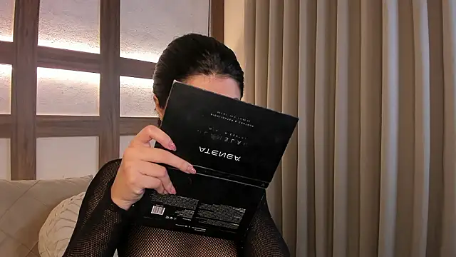 SarhaVega online show from February 2026 12:26:01 PM