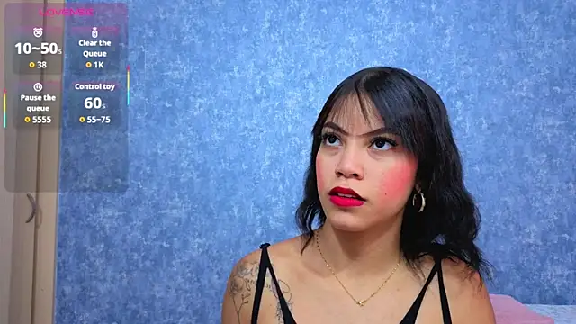 Snapshot of Malia_fox chatting on April 2026 05:45:02 PM Malia fox online show from April 2026 05:45:02 PM