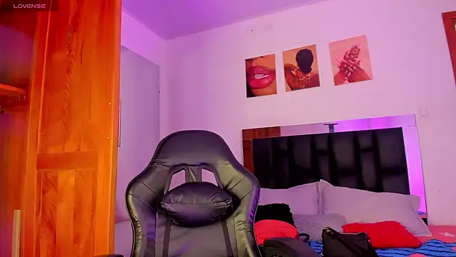 ValeryTs1 online show from April 2026 06:34:02 PM