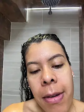 Snapshot of daniistar1 chatting on December 2025 07:43:01 PM daniistar1 online show from December 2025 07:43:01 PM