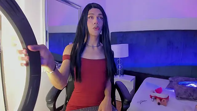 Snapshot of CleoColliva_ chatting on November 2025 04:04:01 AM CleoColliva online show from November 2025 04:04:01 AM