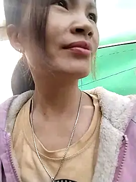 Snapshot of nangmo chatting on November 2025 03:28:01 AM nangmo online show from November 2025 03:28:01 AM