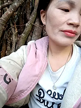 Snapshot of nangmo chatting on November 2025 01:28:02 AM nangmo online show from November 2025 01:28:02 AM