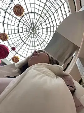 Snapshot of KateBurlesk chatting on December 2025 09:13:02 AM KateBurlesk online show from December 2025 09:13:02 AM