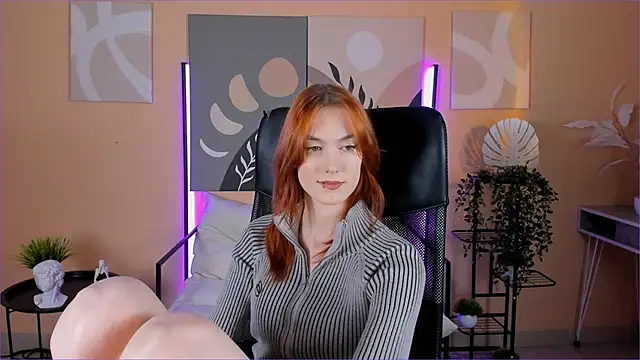 Snapshot of SierraHarper chatting on December 2025 07:53:02 PM SierraHarper online show from December 2025 07:53:02 PM