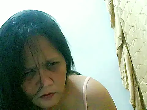 Snapshot of divinegrace1983 chatting on November 2025 06:13:01 AM divinegrace1983 online show from November 2025 06:13:01 AM