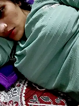 Snapshot of Hot_hania chatting on November 2025 04:42:02 PM Hot hania online show from November 2025 04:42:02 PM