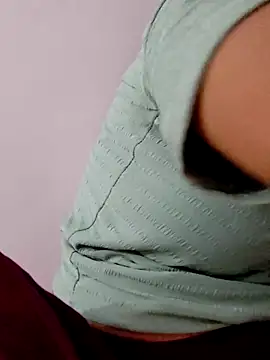 Snapshot of Hot_hania chatting on December 2025 04:42:02 AM Hot hania online show from December 2025 04:42:02 AM