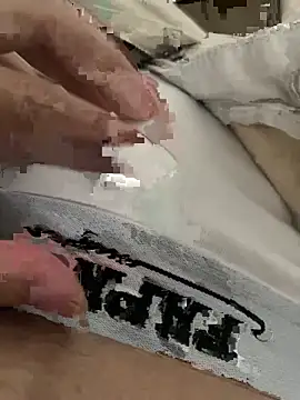 boyyyy2k1 online show from November 2025 05:40:02 AM