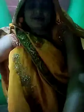 Snapshot of Pooja_hote chatting on December 2025 04:44:02 AM Pooja hote online show from December 2025 04:44:02 AM