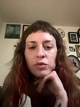 Snapshot of ashtrayhaterz chatting on November 2025 12:04:02 PM ashtrayhaterz online show from November 2025 12:04:02 PM