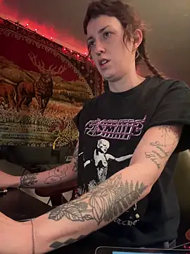 Snapshot of ashtrayhaterz chatting on December 2025 02:39:01 AM ashtrayhaterz online show from December 2025 02:39:01 AM