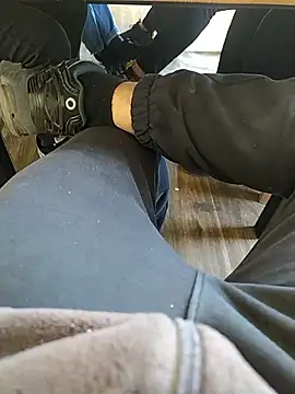 Snapshot of BarrenProtege chatting on December 2025 09:57:02 AM BarrenProtege online show from December 2025 09:57:02 AM