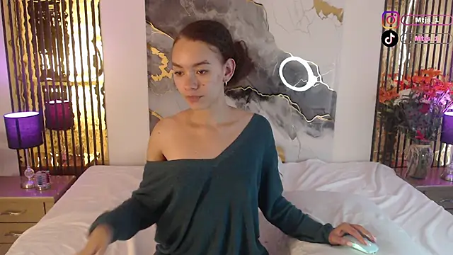 MiticaBrennet  online show from March 2026 03:31:01 PM