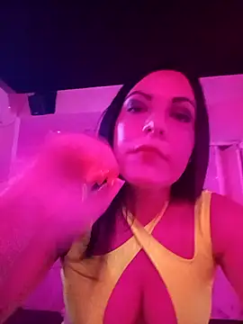 Morena ojazos travieza-39 online show from February 2026 02:30:01 AM