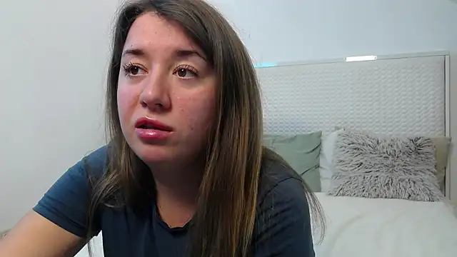 Leona Rae online show from January 2026 11:58:01 AM