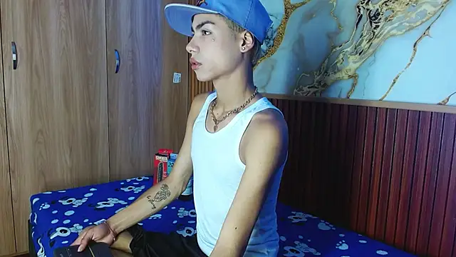 Snapshot of maverickhotson303av chatting on December 2025 11:09:02 PM maverickhotson303av online show from December 2025 11:09:02 PM