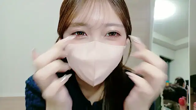 alicechan v online show from June 2026 01:23:02 PM