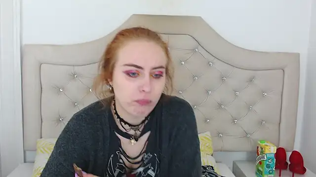 Snapshot of RubyBigBoobs chatting on December 2025 03:10:01 PM RubyBigBoobs online show from December 2025 03:10:01 PM