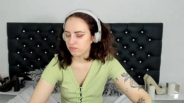 Snapshot of RubyBigBoobs chatting on February 2026 02:37:01 PM RubyBigBoobs online show from February 2026 02:37:01 PM