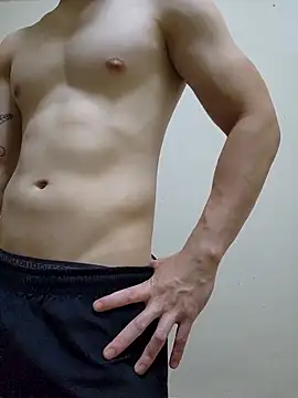 Valerious180 online show from May 2026 04:56:02 PM