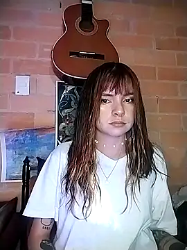 Snapshot of JennBenett_ chatting on December 2025 01:47:02 AM JennBenett online show from December 2025 01:47:02 AM