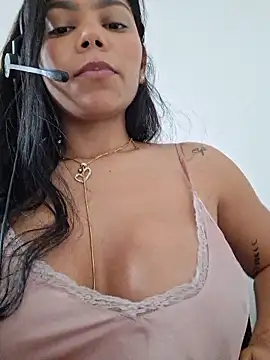 Snapshot of Mia_Rosex chatting on January 2026 12:52:01 PM Mia Rosex online show from January 2026 12:52:01 PM