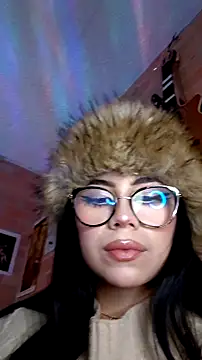 Snapshot of Miharu_ chatting on December 2025 02:28:01 AM Miharu online show from December 2025 02:28:01 AM