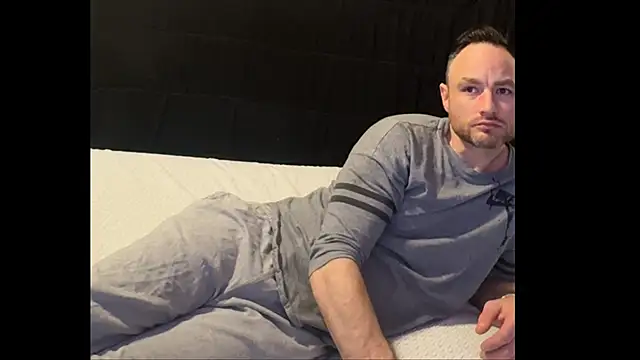 famous1tad online show from March 2026 01:49:02 PM