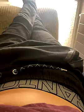 nightbound99 online show from December 2025 07:32:01 PM