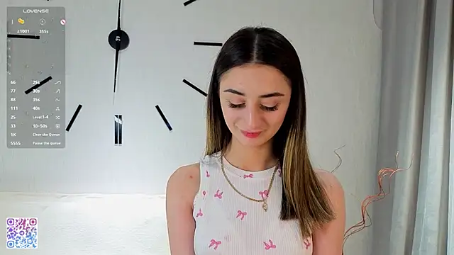 Snapshot of MableHort chatting on December 2025 04:07:01 AM MableHort online show from December 2025 04:07:01 AM