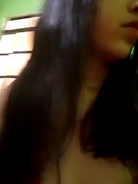 Snapshot of dallylah chatting on March 2026 01:47:01 PM dallylah online show from March 2026 01:47:01 PM