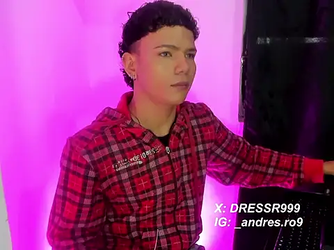 Snapshot of secret_justin7 chatting on December 2025 12:03:02 PM secret justin7 online show from December 2025 12:03:02 PM