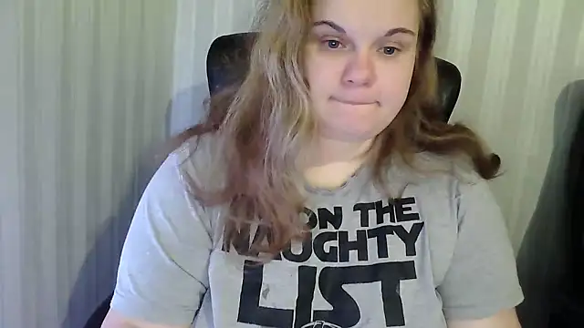 Snapshot of HarmonyKareraa chatting on December 2025 07:27:02 AM HarmonyKareraa online show from December 2025 07:27:02 AM