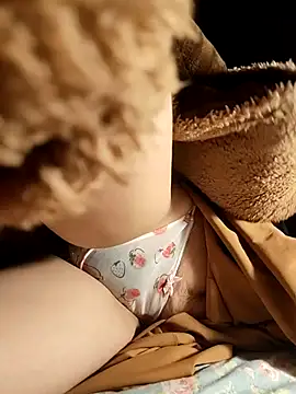 Snapshot of LianLaz chatting on November 2025 10:01:02 PM LianLaz online show from November 2025 10:01:02 PM