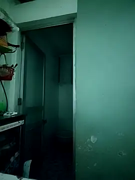 LianLaz online show from February 2026 05:17:02 AM