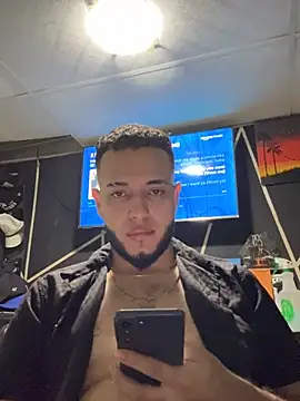 Snapshot of tratosucio chatting on March 2026 05:44:01 AM tratosucio online show from March 2026 05:44:01 AM