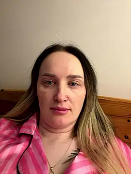 TomilaSi online show from January 2026 09:50:01 PM