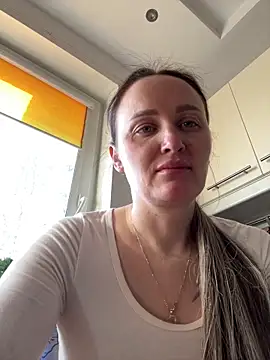 TomilaSi online show from February 2026 11:11:01 AM