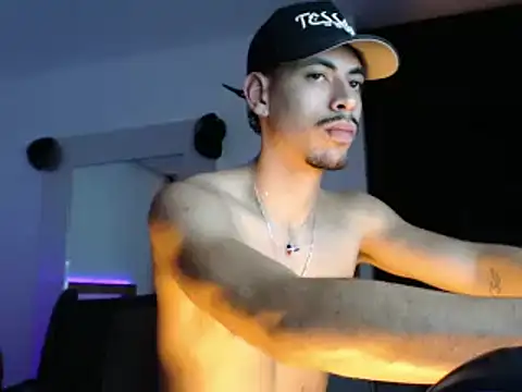 Snapshot of Da_usma00 chatting on November 2025 04:26:02 AM Da usma00 online show from November 2025 04:26:02 AM