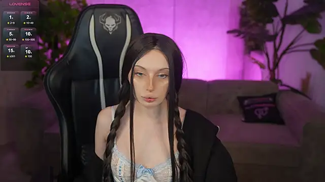 Dacota love online show from April 2026 10:27:01 AM