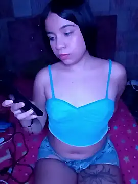 Snapshot of Tatiana18Strip chatting on November 2025 06:03:01 AM Tatiana18Strip online show from November 2025 06:03:01 AM