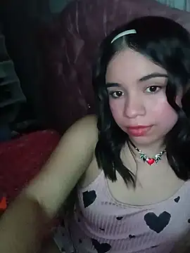 Snapshot of Tatiana18Strip chatting on December 2025 06:51:01 AM Tatiana18Strip online show from December 2025 06:51:01 AM