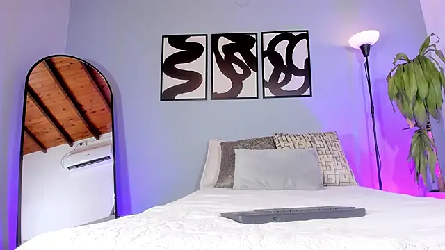 AmaraStorm online show from February 2026 07:53:02 PM