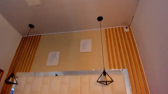 Snapshot of vanessa__garcia chatting on December 2025 12:47:02 PM vanessa garcia online show from December 2025 12:47:02 PM