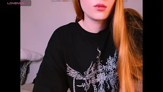 Snapshot of _Milana_Sparkl75_ chatting on February 2026 05:06:02 PM Milana Sparkl75 online show from February 2026 05:06:02 PM