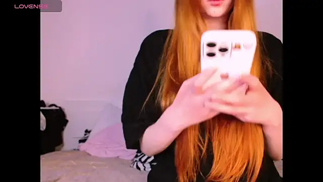 Snapshot of _Milana_Sparkl75_ chatting on February 2026 07:45:02 PM Milana Sparkl75 online show from February 2026 07:45:02 PM